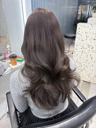 ロング 縮毛👱🏽‍♀️ 🎀海外ハイライトのヘアスタイル