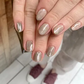 ネイル 鈴木 まゆのネイルデザイン
