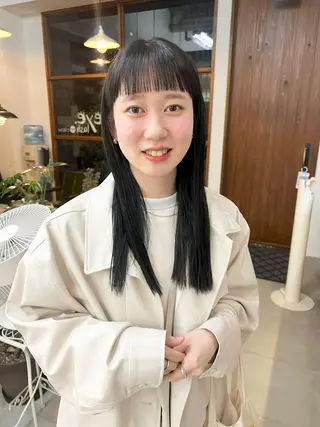 セミロング カラー クロスパーマ× 透明感カラー✂︎のヘアスタイル