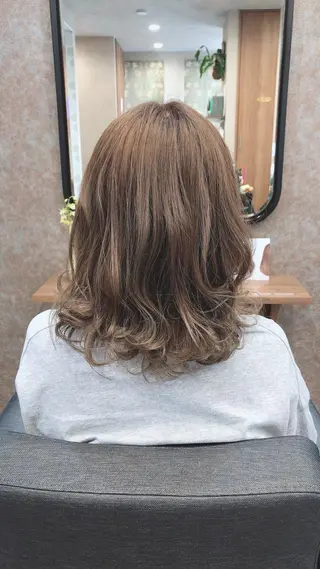 カラー 野咲き 美容室のマツエク・マツパデザイン