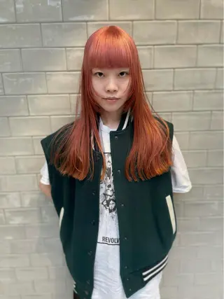 セミロング カラー SALOWIN所属・ブリーチ✨ ボブ🪢レイヤーのヘアスタイル