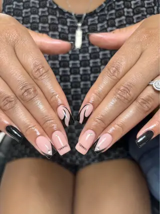 ミディアム Kittynail所属・高橋 侑生のネイルデザイン