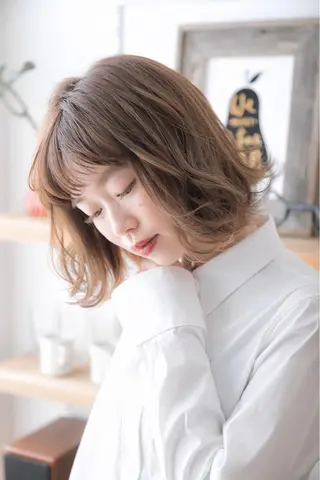 ショート カラー 嶋佐 昌大 シマサマオのヘアスタイル