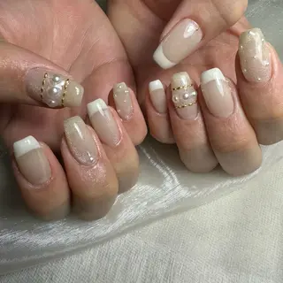 ネイル repos~ルポ~所属・里見 麗のネイルデザイン