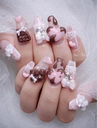 ネイル She   Nail所属・ISA_ BELLAのネイルデザイン