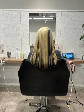 セミロング カラー 🍓艶髪/艶カラー ハイトーン/しんたにのヘアスタイル