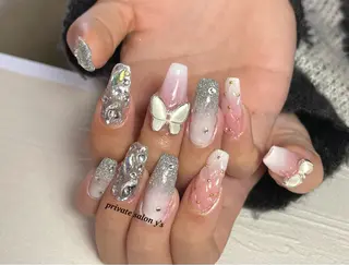 ネイル y' sのネイルデザイン