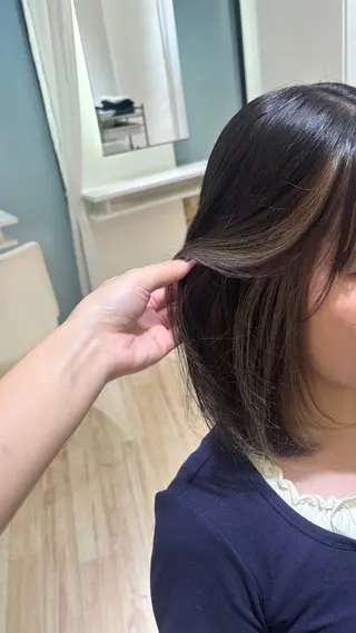 ミディアム カラー ParveMix 岡本えりかのヘアスタイル