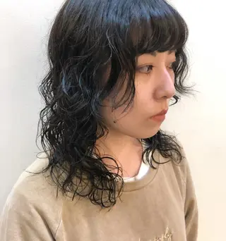 ミディアム パーマ 透明感・艶カラー/ 坂田友梨奈のヘアスタイル