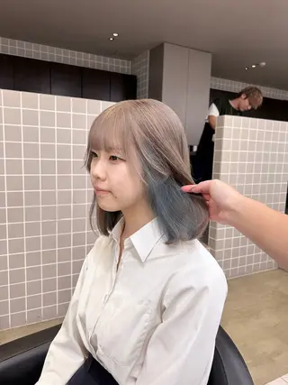 カラー 透明感ベージュ🤎 ナチュラルレイヤーのヘアスタイル