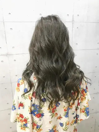 ロング カラー 高木 麻知子のヘアスタイル