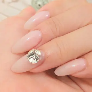 ネイル Éva nail salon所属・Éva nail MARIのネイルデザイン