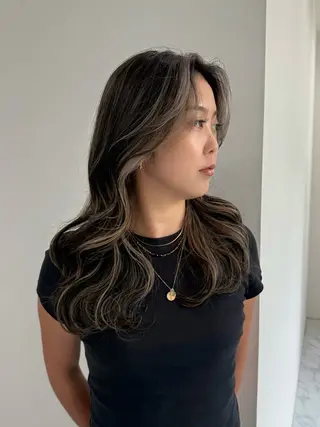 ロング カラー トレンド×デザイン DEAN岡崎店のヘアスタイル