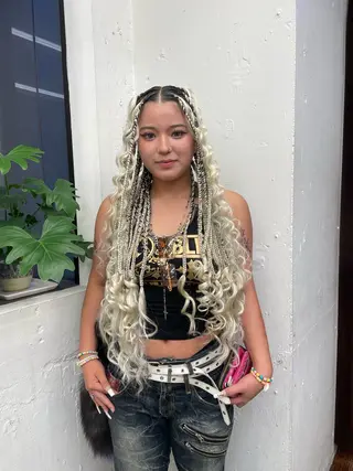 ロング ヘアアレンジ コーンロウ／ブレイズ SYUのヘアスタイル