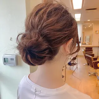 セミロング ヘアアレンジ NUMBER_ ユイナのヘアスタイル