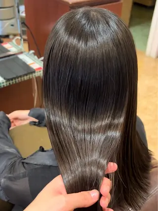 ロング BRANCHÈ海 /髪質改善/透明感のヘアスタイル