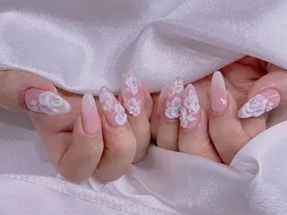 ネイル 美爪パラジェル導入店 Sunnilyのネイルデザイン