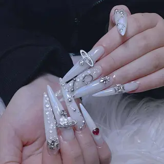 ネイル ANH NAIL ゴテゴテ専門店💎のネイルデザイン