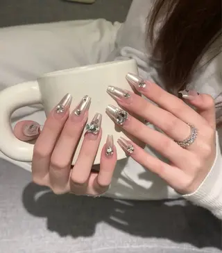 ネイル u1salon所属・ゆい ユイのネイルデザイン