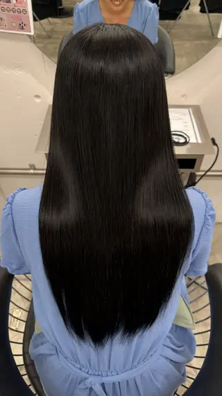 ロング 源内 花歩のヘアスタイル