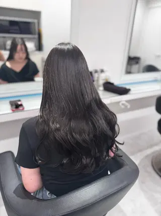 ロング カラー ヘアアレンジ 透け上品ハイトーン 職人ゆうと🤍のヘアスタイル