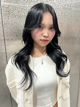 セミロング カラー 尾崎隼大 レイヤー/韓国ヘアのヘアスタイル