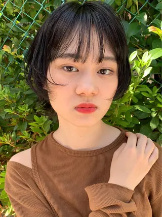 ショート クロスパーマ× 透明感カラー✂︎のヘアスタイル