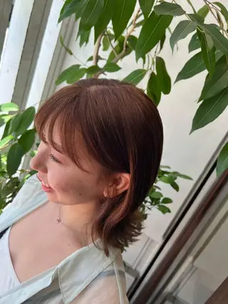 ショート カラー ブリーチカラー🦖 岡部木乃夏のヘアスタイル