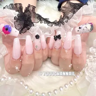 ネイル 痛ネイル🩷渋谷 🧸Yunaのネイルデザイン