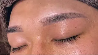 メンズ アイブロウ cil shenon所属・池田 莉子のマツエク・マツパデザイン