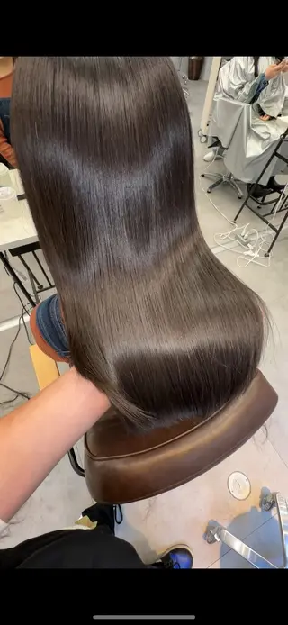 ロング 宇田川 結菜のヘアスタイル