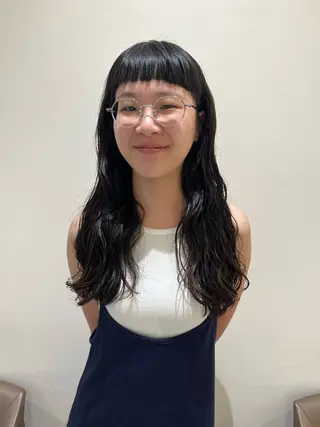 ロング 透明感カラー/レイヤ ー/縮毛/暗髪/銀座のヘアスタイル