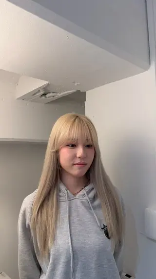 ロング カラー Lomalia Rukaのヘアスタイル