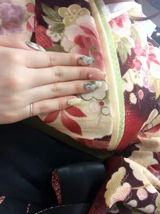 ネイル Sympa 𝓜iwako🐰ᩚのネイルデザイン