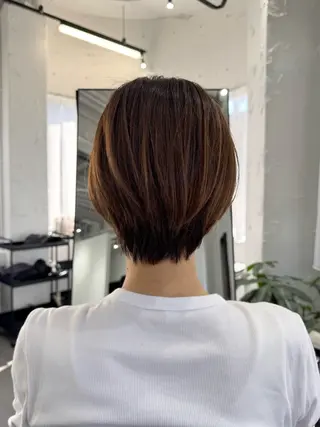 ショート RAVE【レイヴ】所属・MINA ミナのヘアスタイル