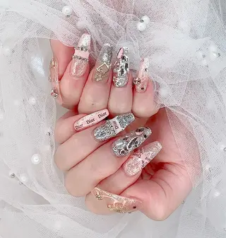 ネイル R salonのネイルデザイン