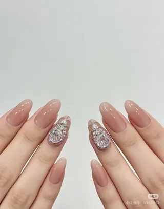 ネイル 飯田 真央のネイルデザイン