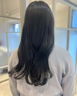 ロング カラー 暗髪カラー🫐パーマ おくだりんかのヘアスタイル