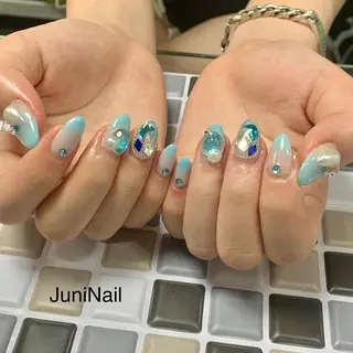 ネイル JuniNail 주니네일🇰🇷suのネイルデザイン