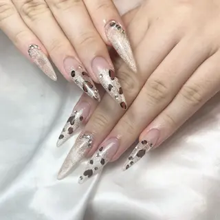 ネイル salon de Tiara 碧のネイルデザイン