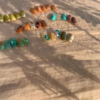 ネイル 佐藤 穂乃香のネイルデザイン