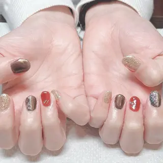 ネイル 杉山 千秋のネイルデザイン