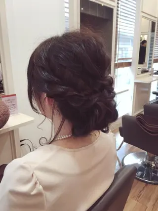 ヘアアレンジ re:mu所属・Kobayashi Daisukeのヘアスタイル