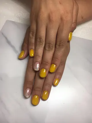 ネイル マツエク・マツパ 指名支持率NO.1 スタイリストのヘアスタイル