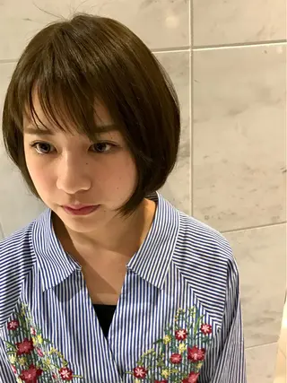 ショート カラー 透明感カラー❄️要 半個室×マンツーマンのヘアスタイル