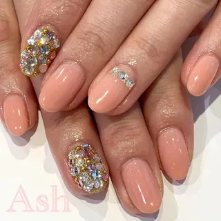 ネイル 🩵NORIKO 上品ネイルが得意🩵のネイルデザイン