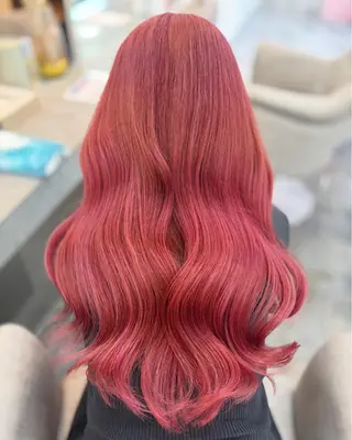 ロング カラー Maho ブリーチモデル募集中のヘアスタイル