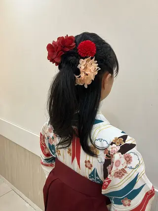 ヘアアレンジ yukari 艶髪ヘアのヘアスタイル