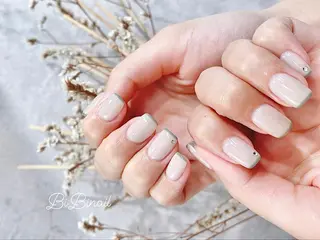 ネイル purple hair design所属・Sumi Tomoのネイルデザイン