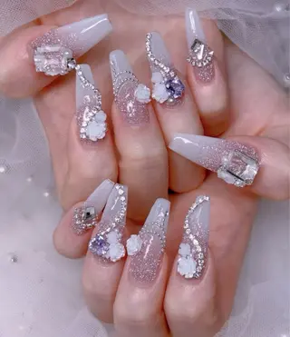 ネイル D-BEAUTY Nailsalonのネイルデザイン